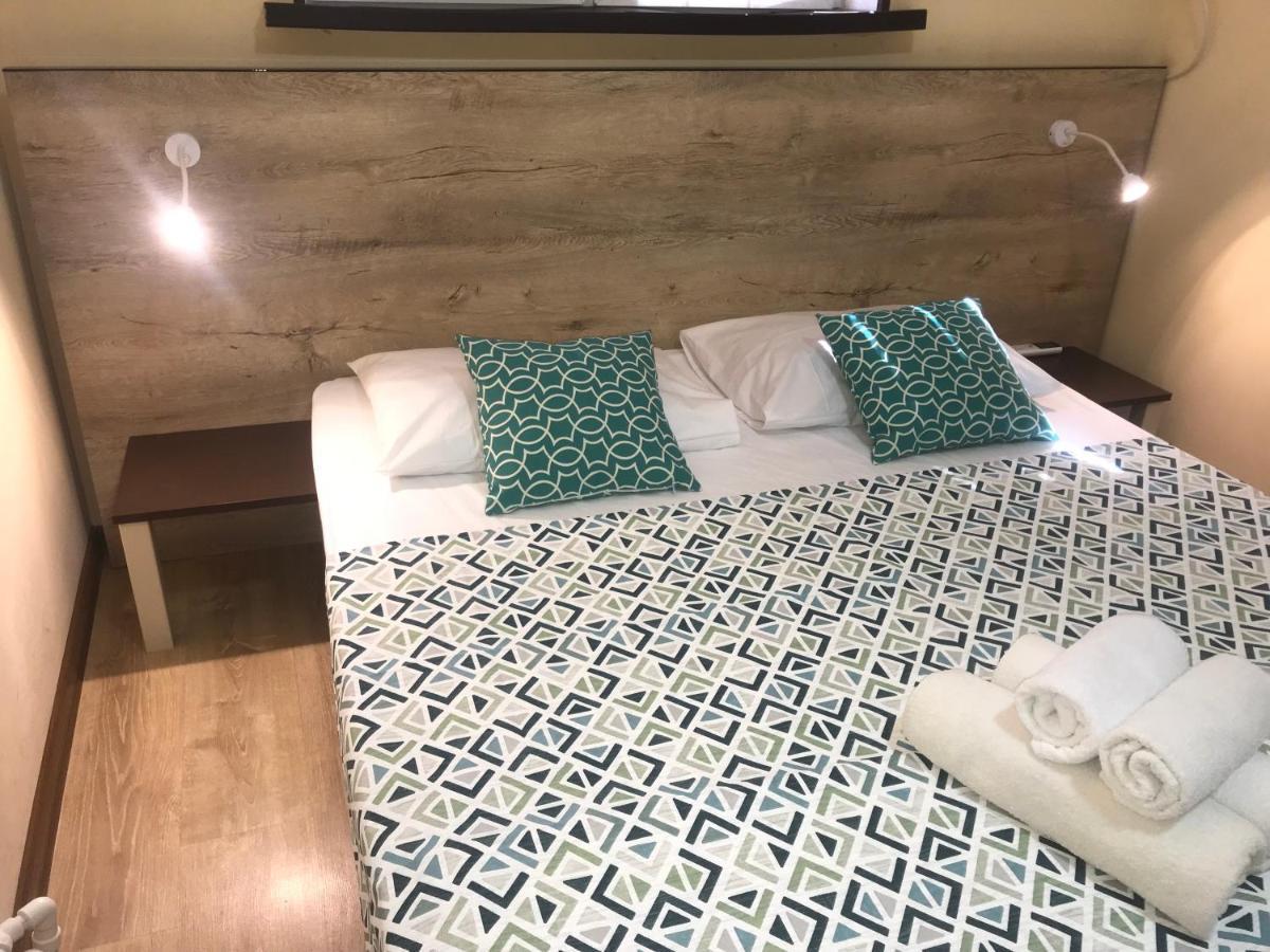 Guesthouse Aygestan เยเรวาน ภายนอก รูปภาพ
