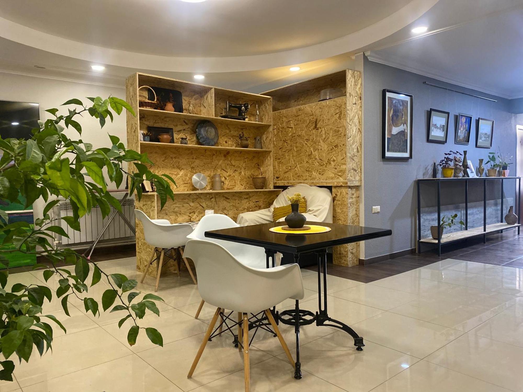 Guesthouse Aygestan เยเรวาน ภายนอก รูปภาพ