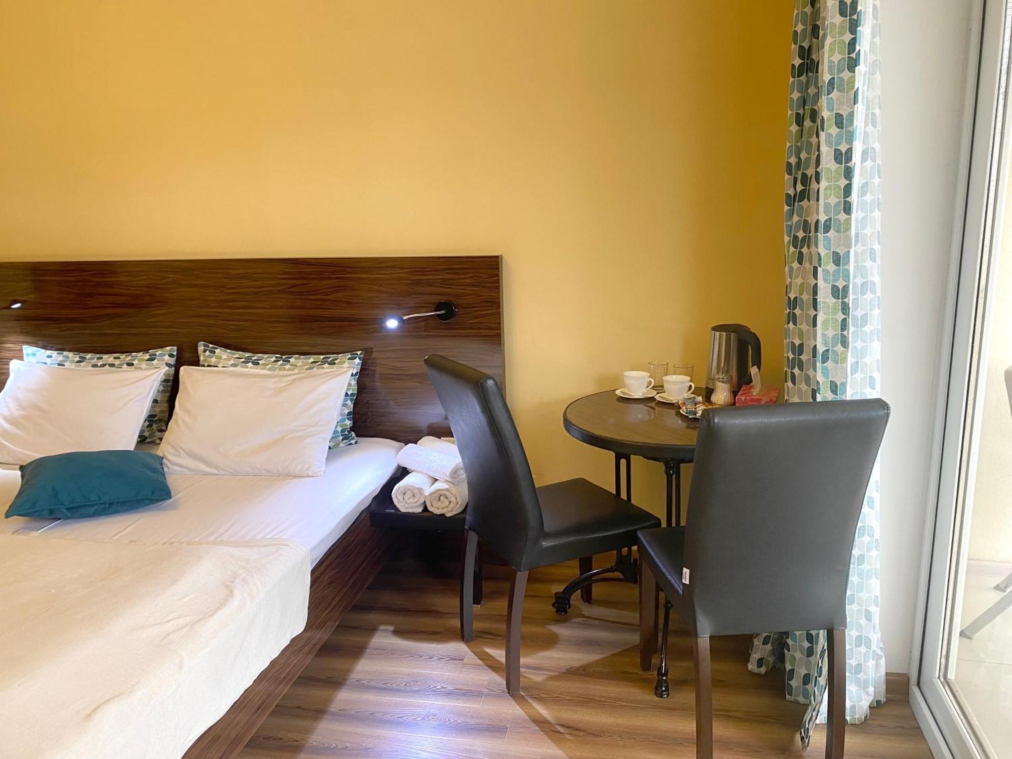 Guesthouse Aygestan เยเรวาน ภายนอก รูปภาพ